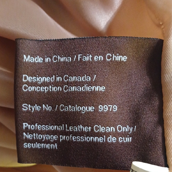 Danier Faux Suede Tan Scalloped Mini Skirt - Picture 5 of 9